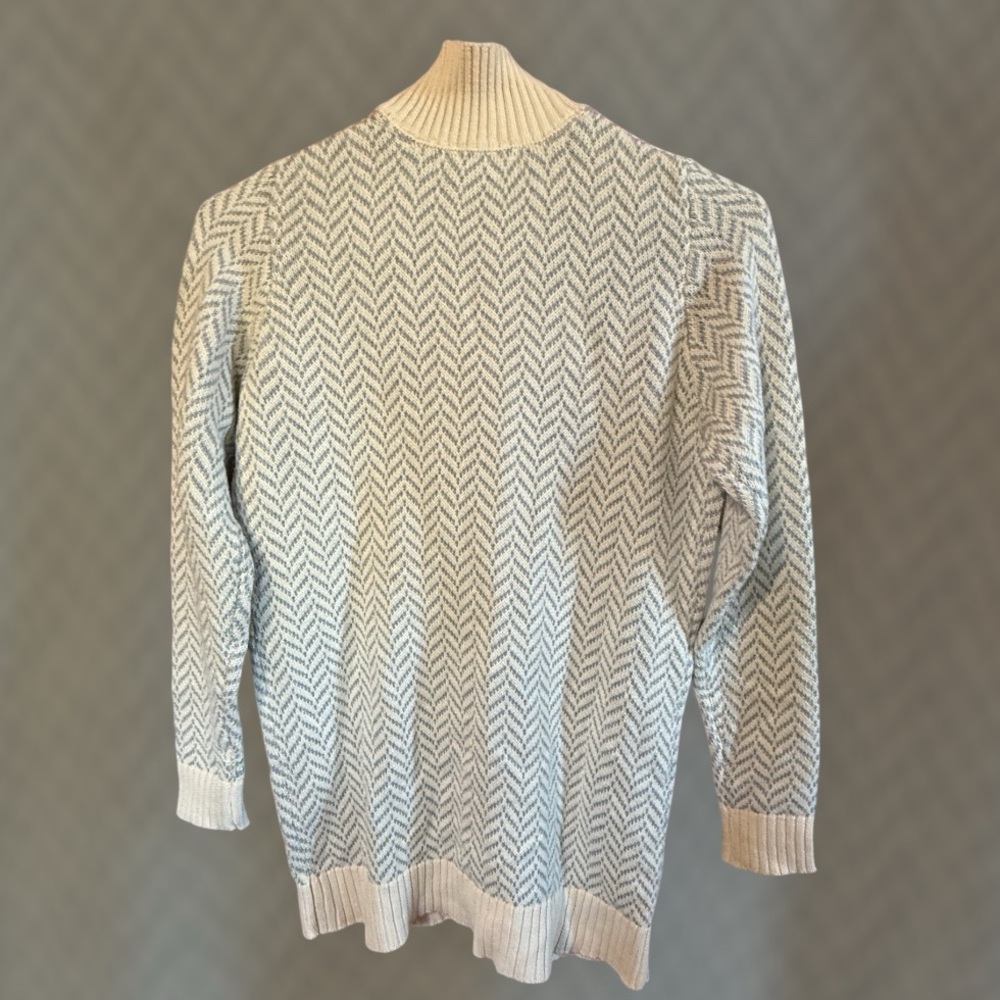 NWT Hope & Henry Girls Gray Herringbone Organic Cotton Toggle Cardigan L - Picture 3 of 4